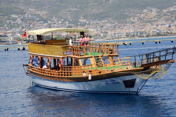 ALANYA RELAXİNG BOAT TOUR