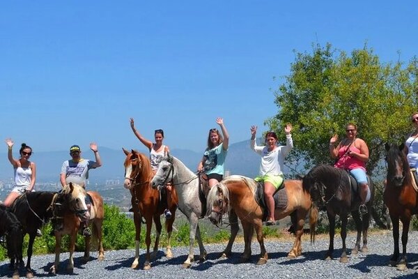 ALANYA HORSEBACK RİDİNG TOUR